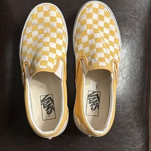 Vans women size 8 yellow/white.